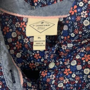 St. John's Bay Navy Floral Blouse. Like new